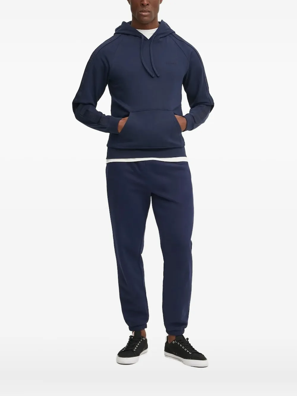 Толстовка с вышитым логотипом HUGO, синий
Толстовка с вышитым логотипом HUGO, синий