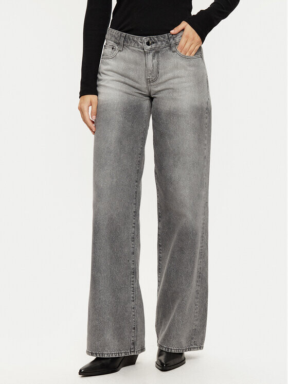 Джинсы обычного кроя Guess, серый
Джинсы обычного кроя Guess, серый