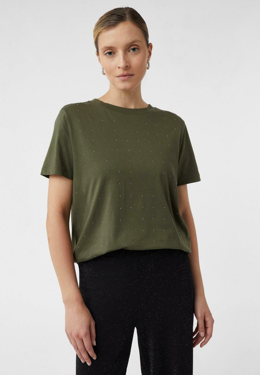 Футболка comma Basic T-shirt, Olivgrün/Olive, Хаки, Футболка comma Basic T-shirt, Olivgrün/Olive
Футболка comma Basic T-shirt, Olivgrün/Olive, Хаки, Футболка comma Basic T-shirt, Olivgrün/Olive