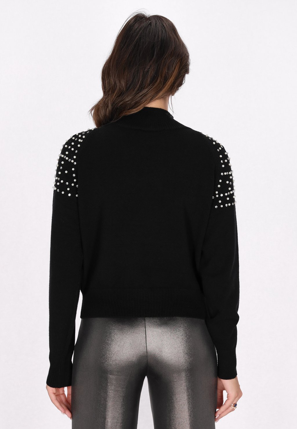 Джемпер faina, черный
Джемпер faina, черный