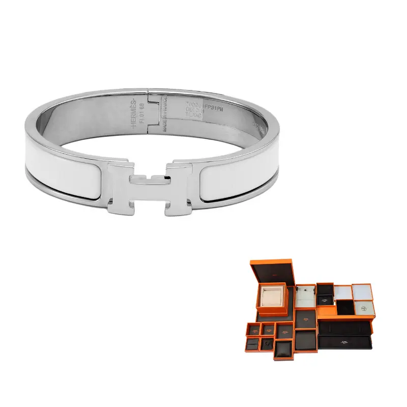 HERMES Браслет Clic Clac H узкий эмалевый Pm White
HERMES Браслет Clic Clac H узкий эмалевый Pm White