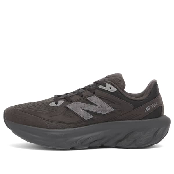 Кроссовки из свежей пены New Balance, черный
Кроссовки из свежей пены New Balance, черный
