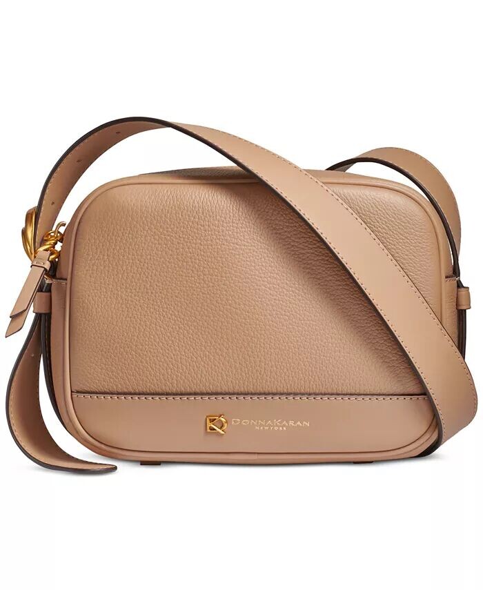 Donna Karan Cedarhurst Маленькая кожаная сумка для фотоаппарата Donna Karan New York, синий
Donna Karan Cedarhurst Маленькая кожаная сумка для фотоаппарата Donna Karan New York, синий
