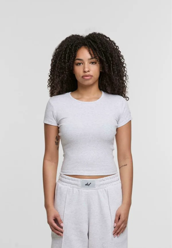 Простая футболка Def, Greymelange, Серый, Простая футболка Def, Greymelange
Простая футболка Def, Greymelange, Серый, Простая футболка Def, Greymelange