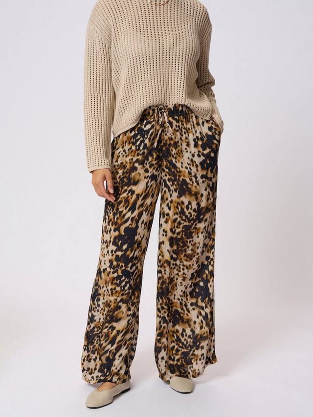 Брюки Thora Amber с принтом Animal Print KAFFE, Beige/Multi
Брюки Thora Amber с принтом Animal Print KAFFE, Beige/Multi
