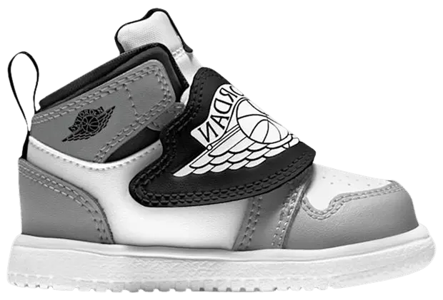 Кроссовки Air Jordan Sky Jordan 1 TD, белый
Кроссовки Air Jordan Sky Jordan 1 TD, белый