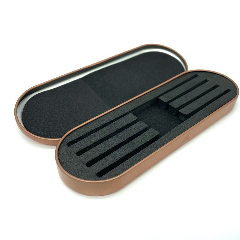 Футляр для пинцетов, золотой Inna Marka
Футляр для пинцетов, золотой Inna Marka