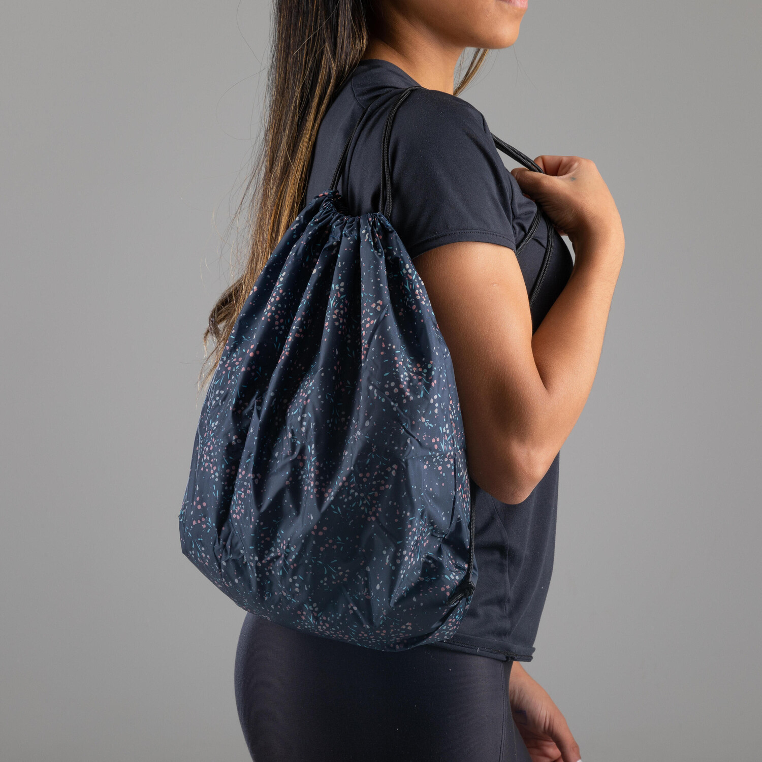 Сумка для обуви фитнесс складная - синяя DOMYOS, темно-синий/бежевый/черный 
Сумка для обуви фитнесс складная - синяя DOMYOS, темно-синий/бежевый/черный