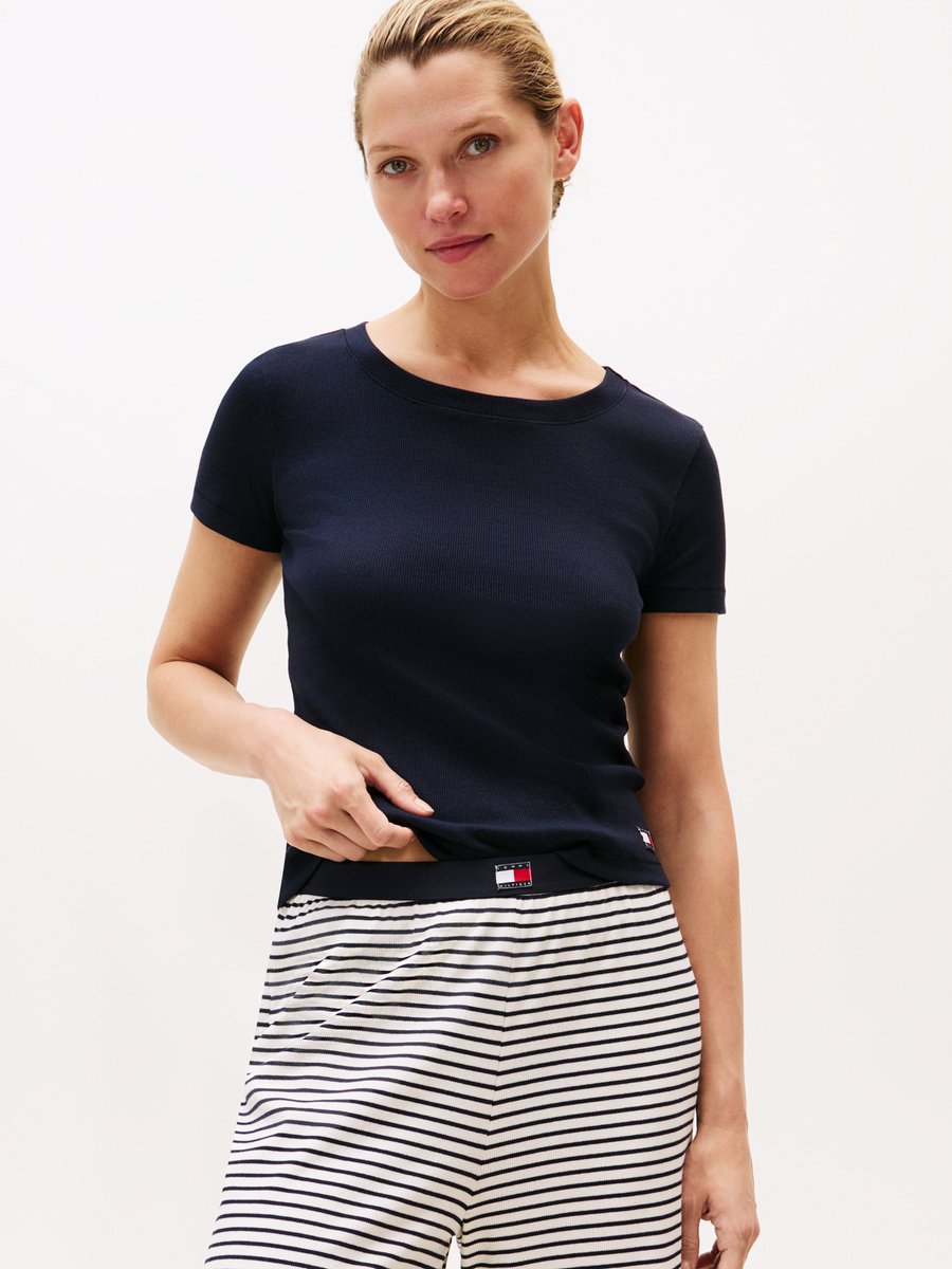 Пижамный топ Tommy Hilfiger HERITAGE, Desert Sky/Dark Blue
Пижамный топ Tommy Hilfiger HERITAGE, Desert Sky/Dark Blue