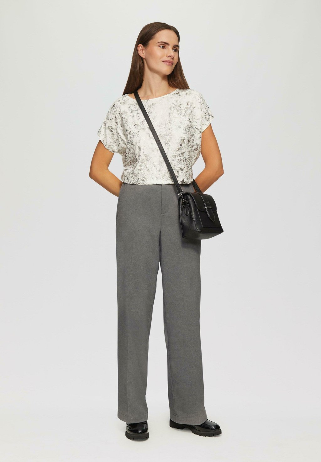 Брюки WIDE LEG s.Oliver, темно-серый
Брюки WIDE LEG s.Oliver, темно-серый