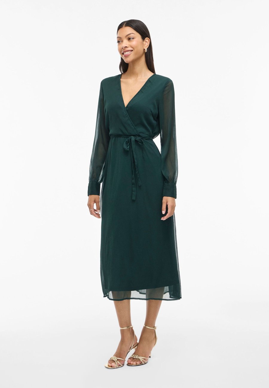 Платье VILA LANGÄRMELIGES, Scarab/Dark Green
Платье VILA LANGÄRMELIGES, Scarab/Dark Green