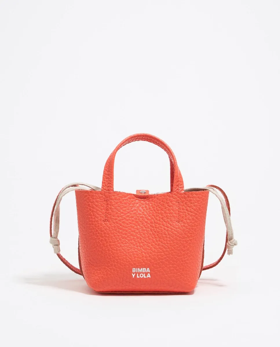 Миниатюрная кожаная женская сумочка Чихуахуа Bimba Y Lola, коралловый
Миниатюрная кожаная женская сумочка Чихуахуа Bimba Y Lola, коралловый
