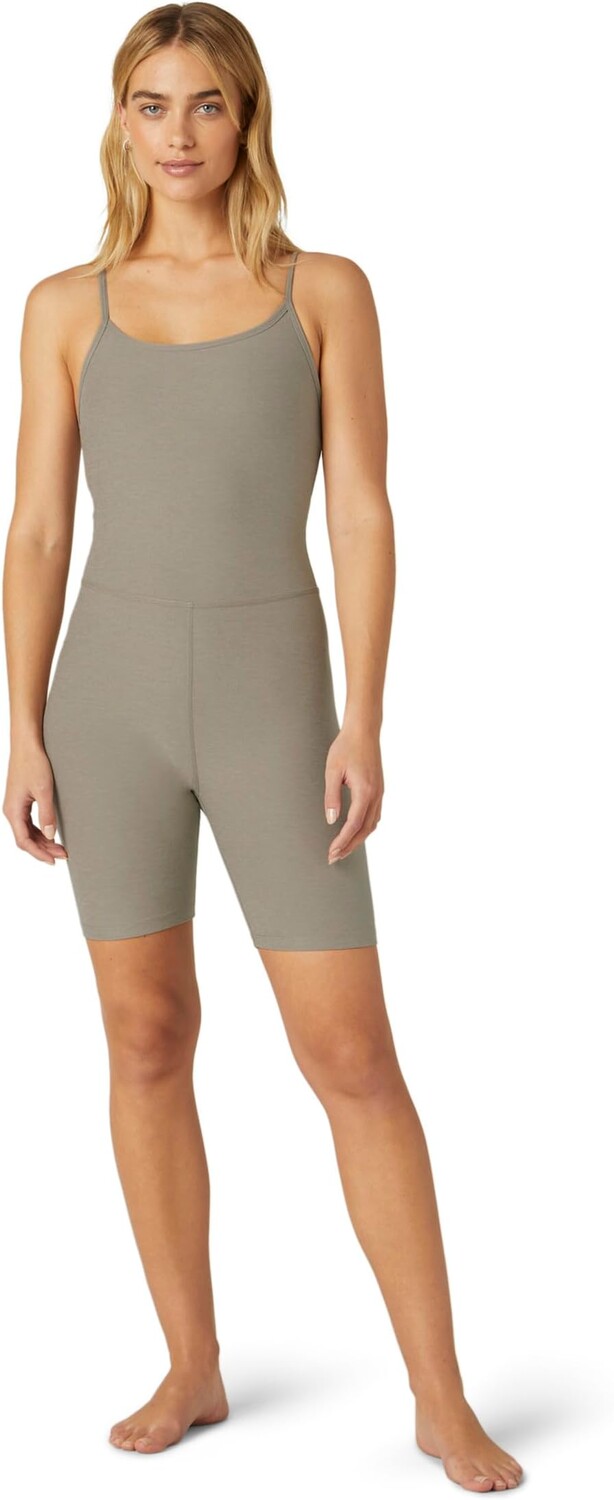 Комбинезон Beyond Yoga Spacedye Get in Gear Biker Jumpsuit, цвет Birch Heather
Комбинезон Beyond Yoga Spacedye Get in Gear Biker Jumpsuit, цвет Birch Heather