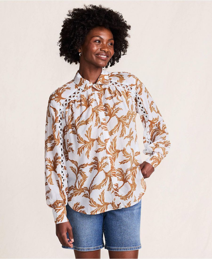 Женская рубашка с вставкой из вуали и присборенной отделкой Lands' End, Soft ice blue elegant leaves
Женская рубашка с вставкой из вуали и присборенной отделкой Lands' End, Soft ice blue elegant leaves