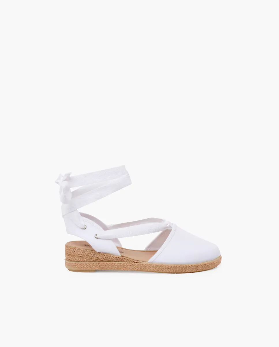 Эспадрильи на танкетке для девочек и ленты пике Pisamonas, белый
Эспадрильи на танкетке для девочек и ленты пике Pisamonas, белый