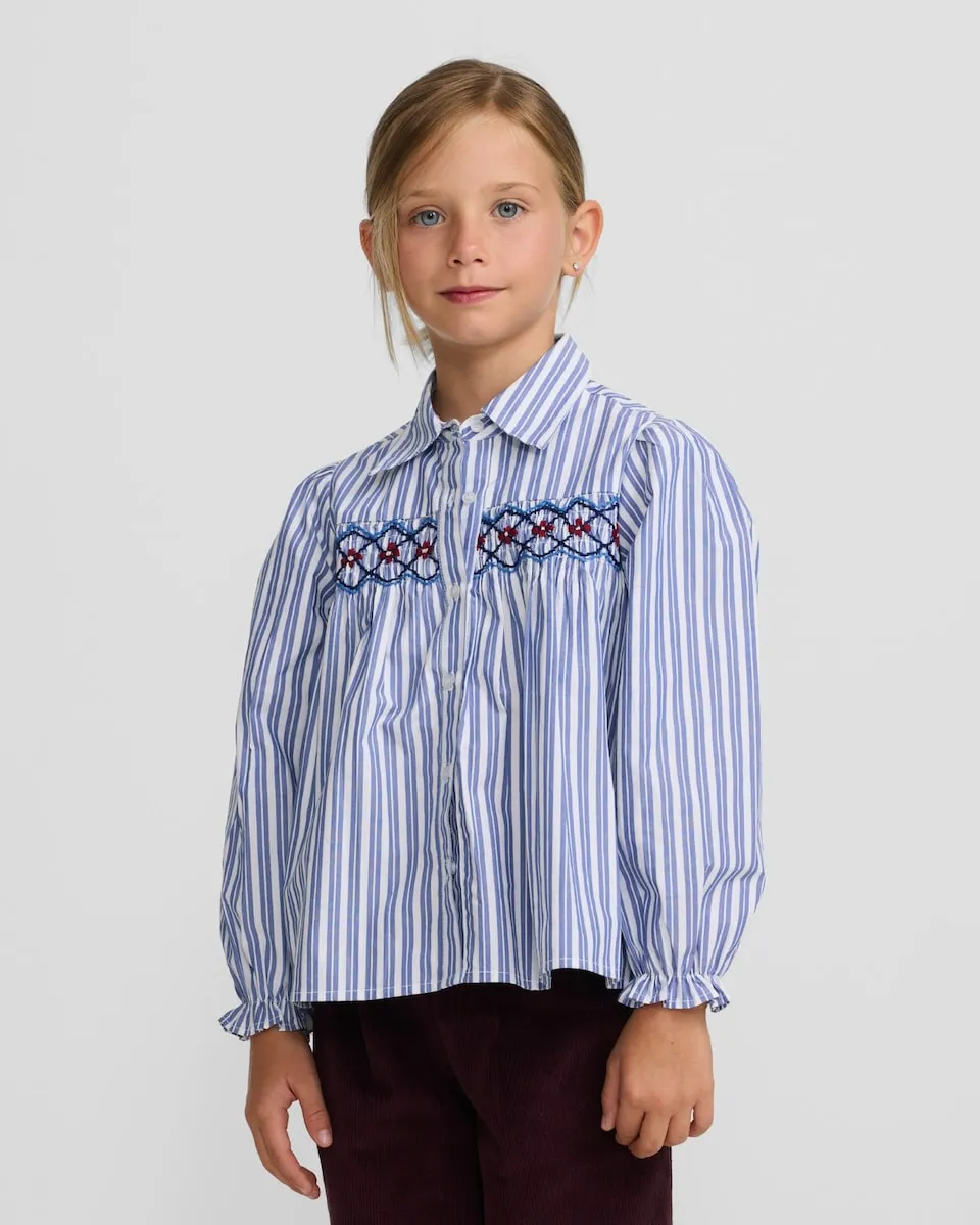 Детская рубашка в синие и белые полоски Silbon
Детская рубашка в синие и белые полоски Silbon