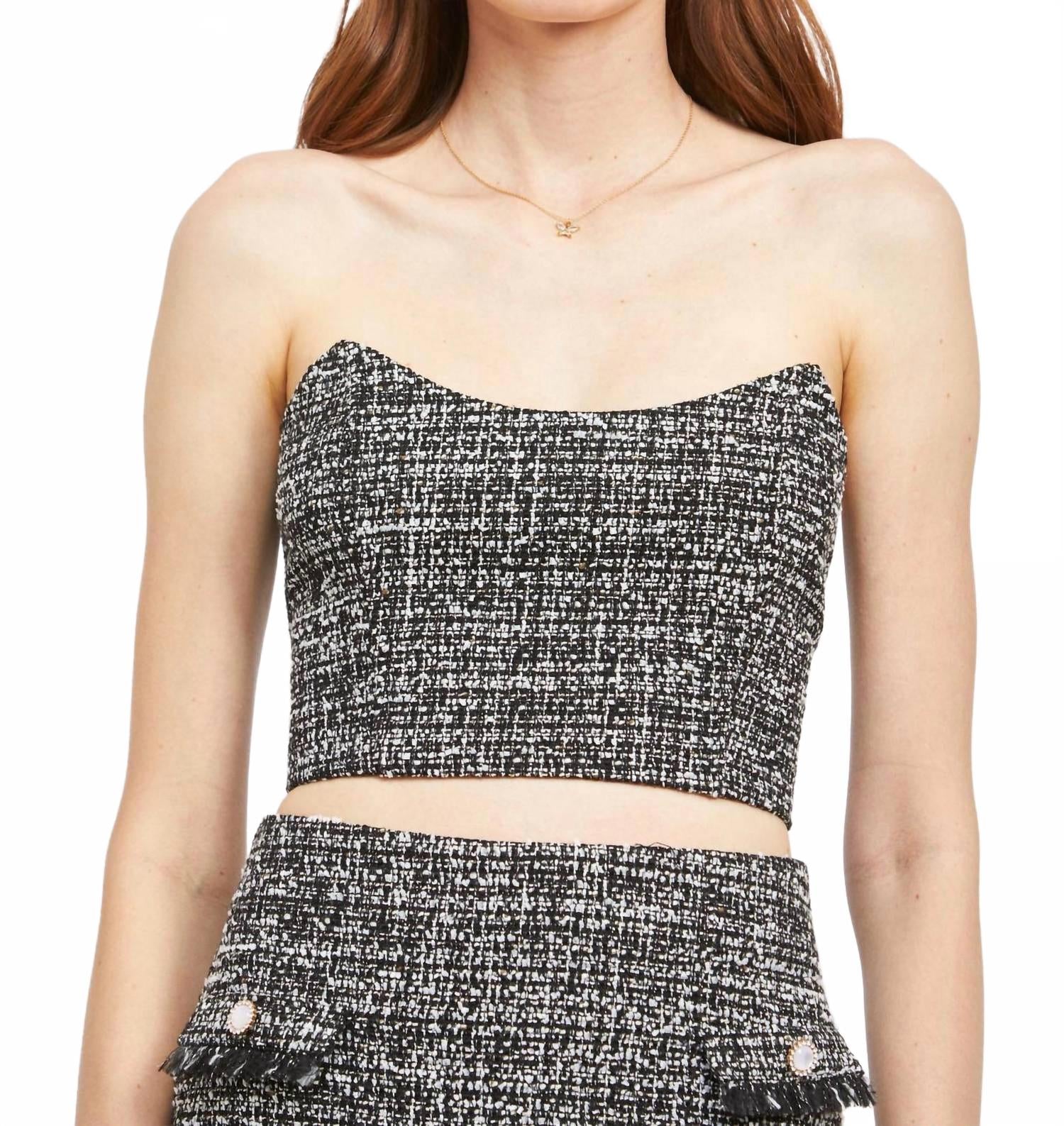 Топ-бюстье Noelle из черно-белого твида En Saison
Топ-бюстье Noelle из черно-белого твида En Saison