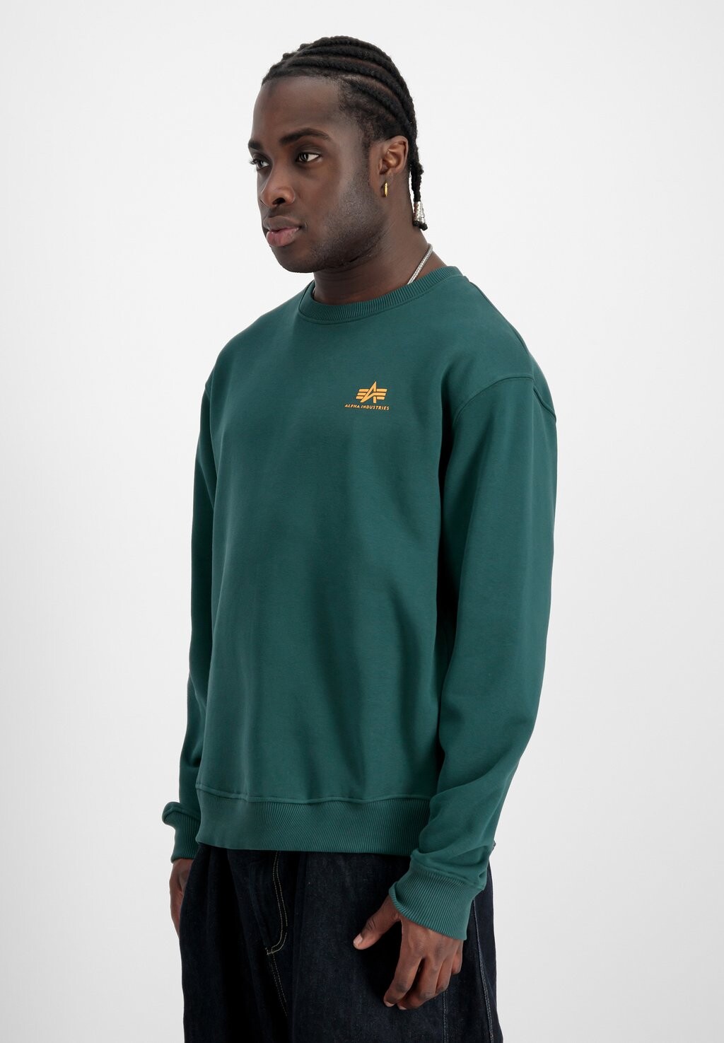 Толстовка SMALL LOGO Alpha Industries, зеленый
Толстовка SMALL LOGO Alpha Industries, зеленый