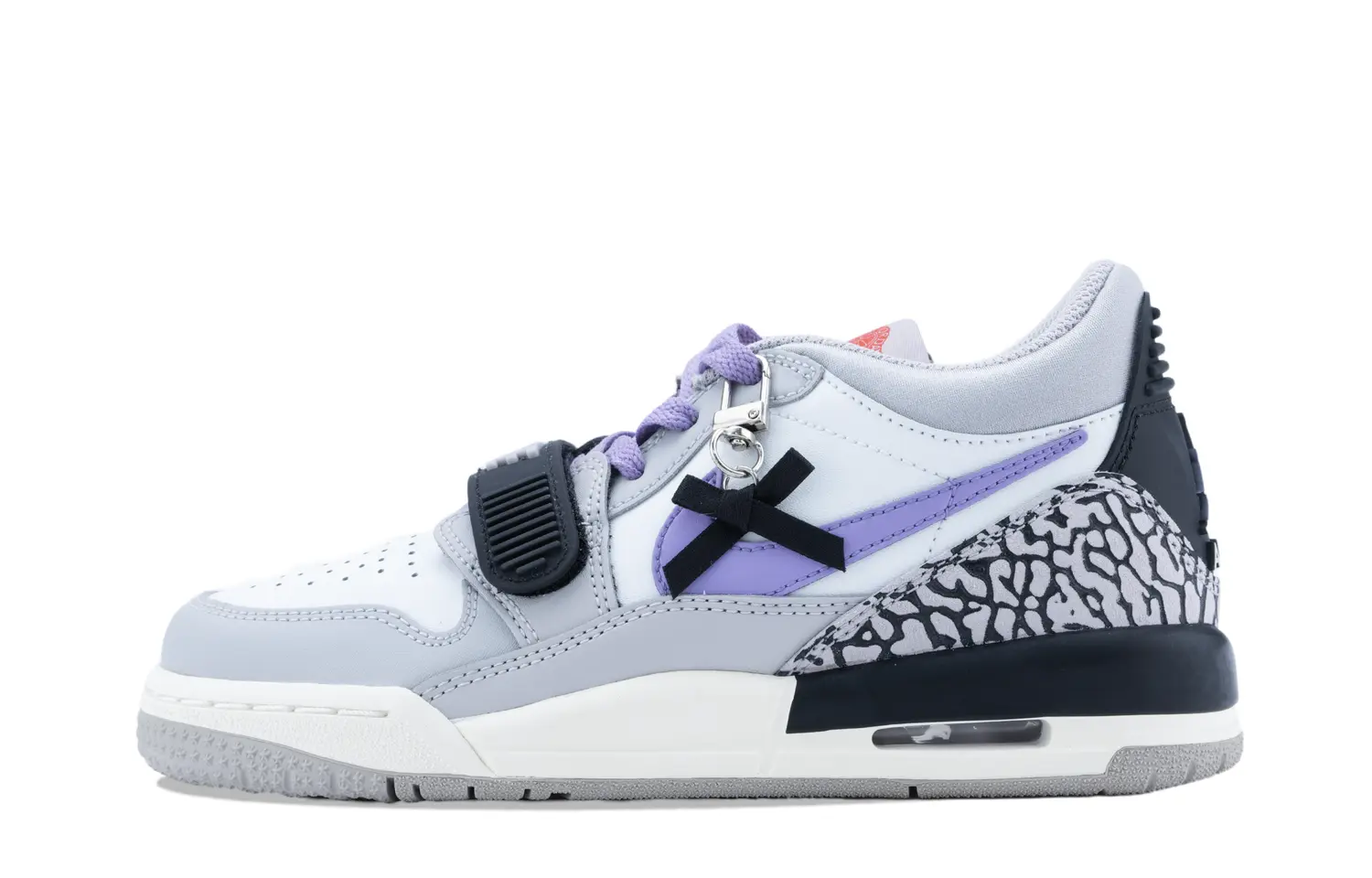 Баскетбольные кроссовки Legacy 312 Low Shock Absorbers с низким верхом для детей и подростков Jordan, фиолетовый
Баскетбольные кроссовки Legacy 312 Low Shock Absorbers с низким верхом для детей и подростков Jordan, фиолетовый