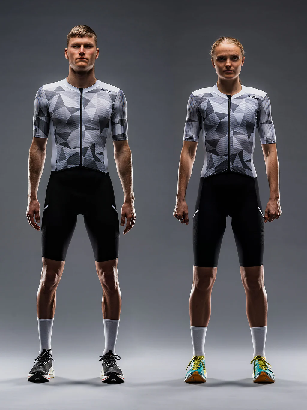 Костюм для триатлона TEMPO! Two Tri Suit, S, унисекс, бело-серый
Костюм для триатлона TEMPO! Two Tri Suit, S, унисекс, бело-серый