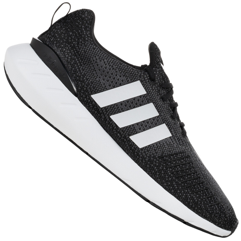 Кроссовки унисекс Adidas Originals Swift Run 22
Кроссовки унисекс Adidas Originals Swift Run 22