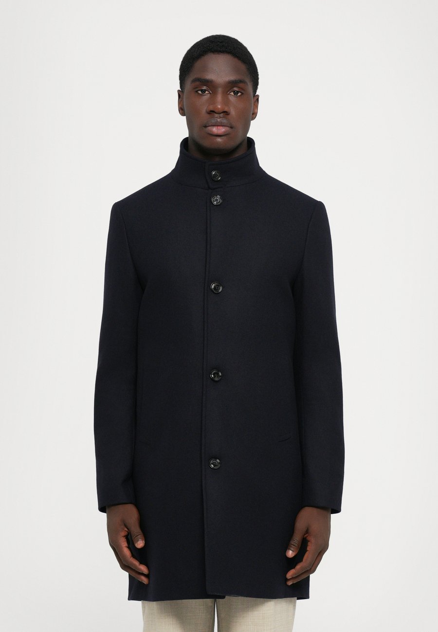 Пальто J.LINDEBERG JESSE MELTON COAT, Navy/Dark Blue
Пальто J.LINDEBERG JESSE MELTON COAT, Navy/Dark Blue