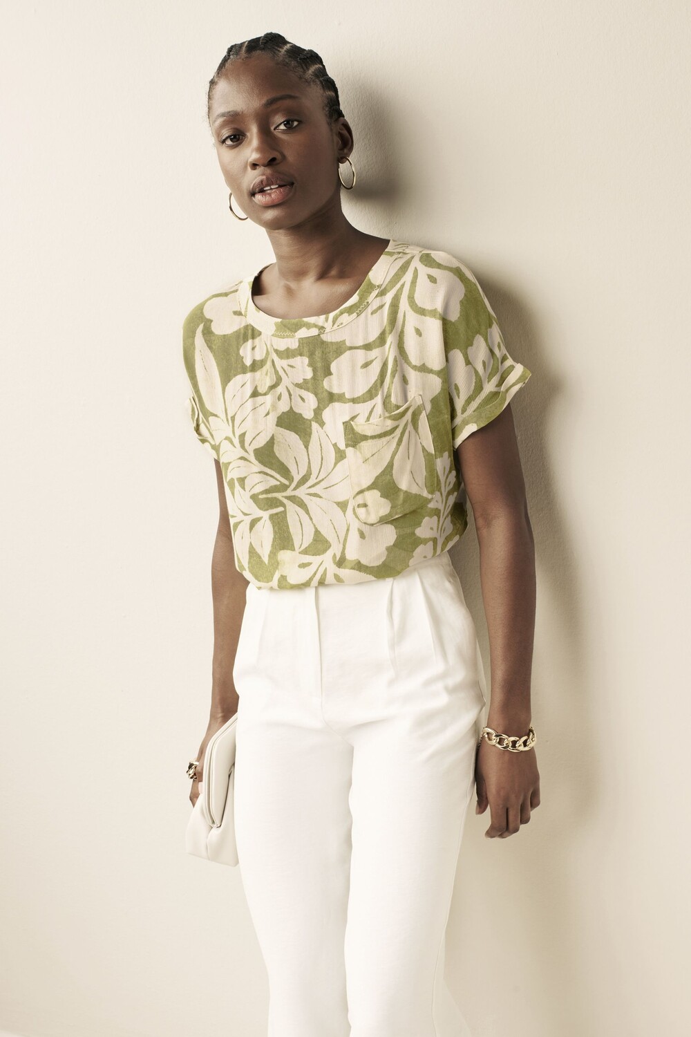 Футболка с короткими рукавами и закругленным краем Next, зеленый
Футболка с короткими рукавами и закругленным краем Next, зеленый