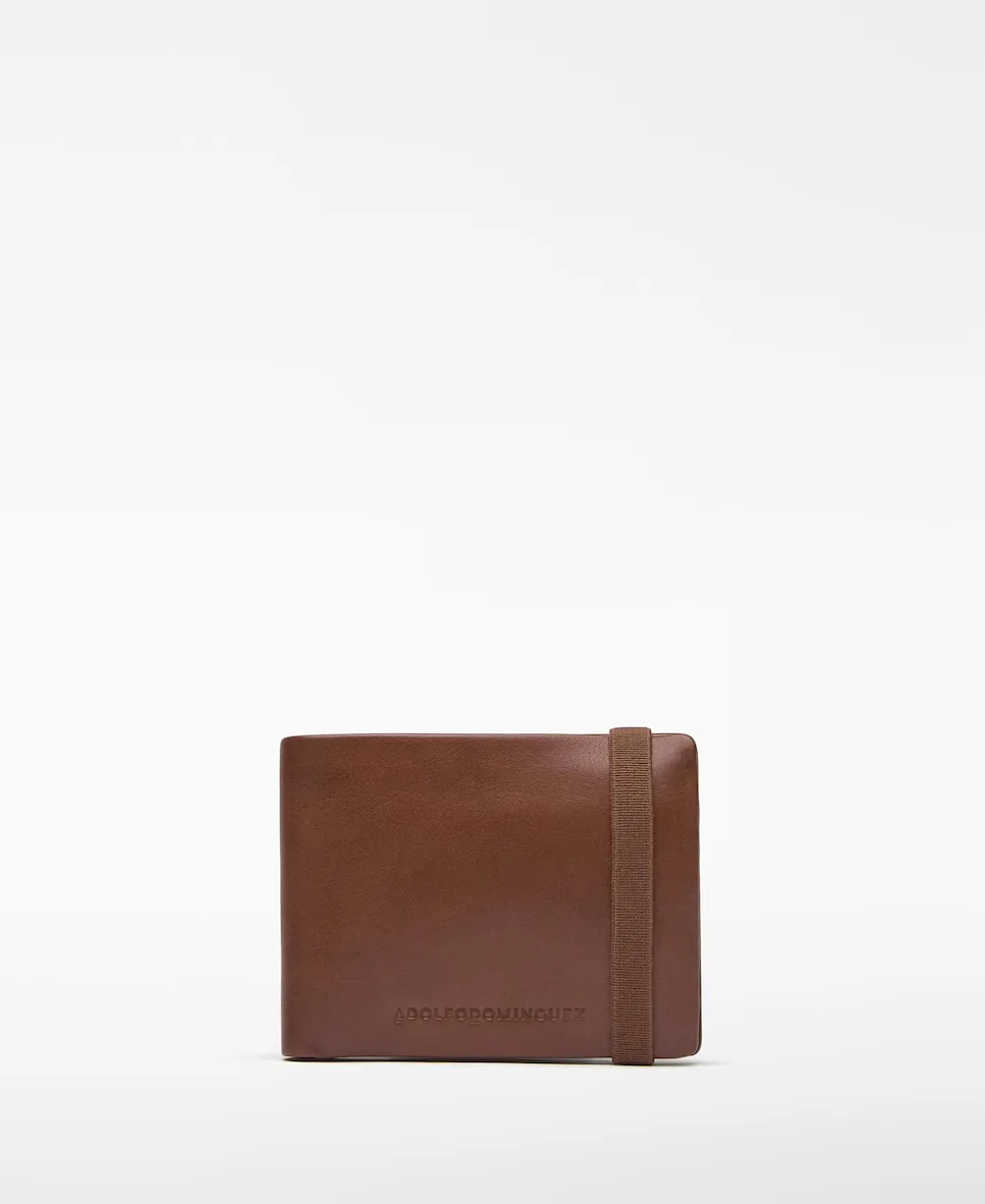 Мужская кожаная сумка с эластичной застёжкой Adolfo Dominguez, коричневый
Мужская кожаная сумка с эластичной застёжкой Adolfo Dominguez, коричневый