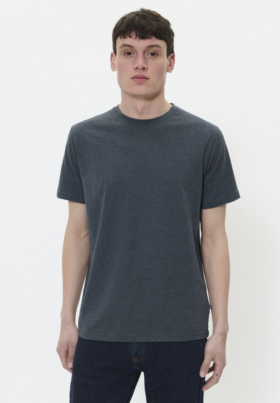 Футболка Matinique JERMANE, Stormy Weather/Blue-Grey, Серый, Футболка Matinique JERMANE, Stormy Weather/Blue-Grey
Футболка Matinique JERMANE, Stormy Weather/Blue-Grey, Серый, Футболка Matinique JERMANE, Stormy Weather/Blue-Grey