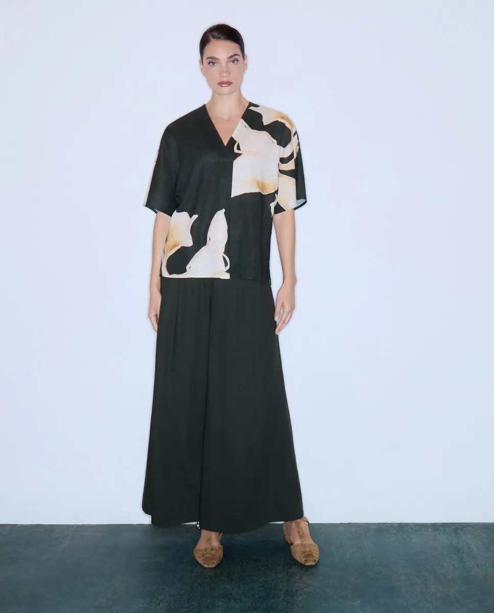 Женский топ с V-образным вырезом и складкой Woman Limited El Corte Inglés, зеленый
Женский топ с V-образным вырезом и складкой Woman Limited El Corte Inglés, зеленый