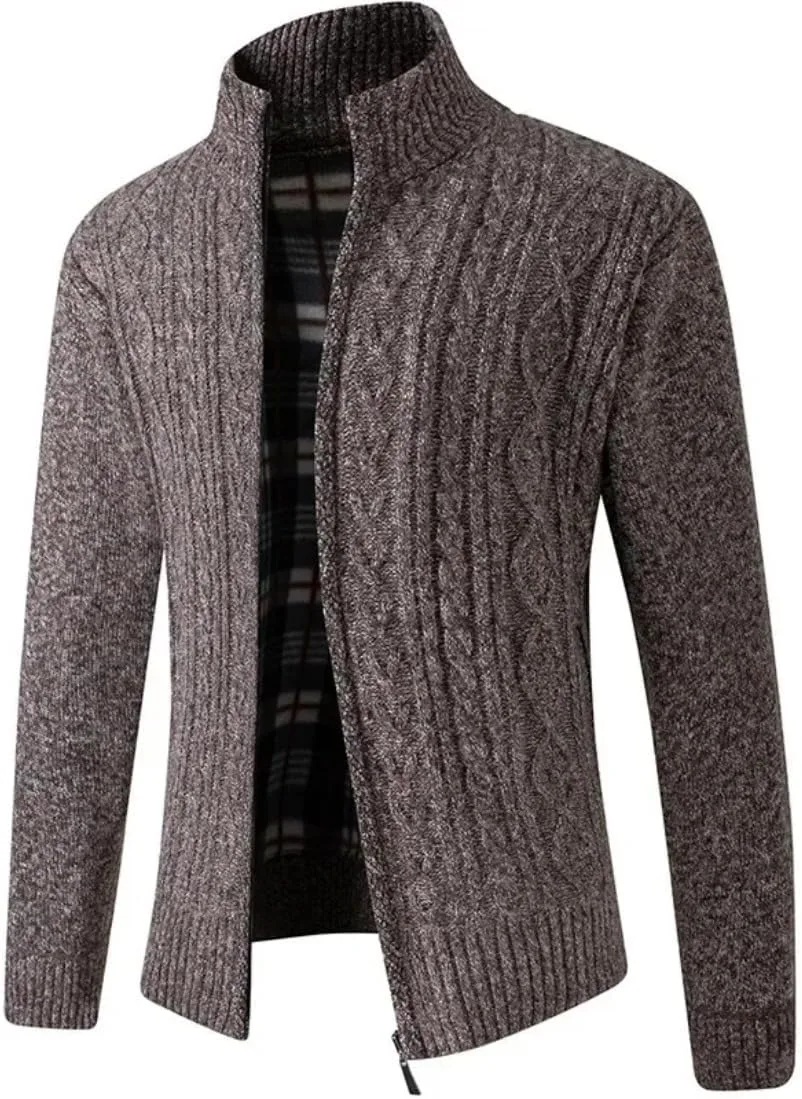 Мужской утепленный вязаный кардиган с воротником стойкой
Мужской утепленный вязаный кардиган с воротником стойкой