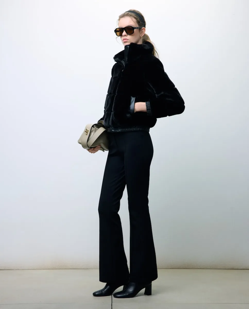 Женская куртка с высоким воротником с мехом Tintoretto, черный
Женская куртка с высоким воротником с мехом Tintoretto, черный