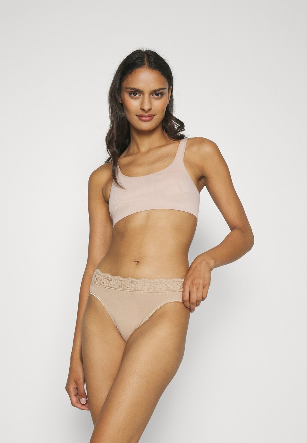 Трусы Marks & Spencer
Трусы Marks & Spencer