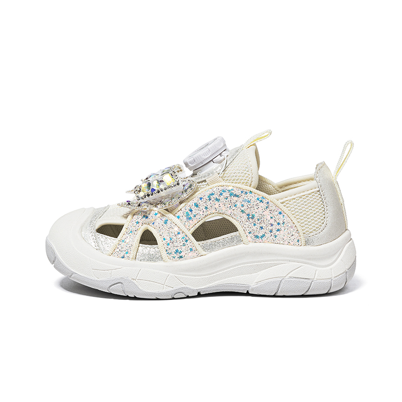 Сандалии Shimmering Shoes Collection Rebound Waterproof Sandal Kids' Snoffy, белый
Сандалии Shimmering Shoes Collection Rebound Waterproof Sandal Kids' Snoffy, белый