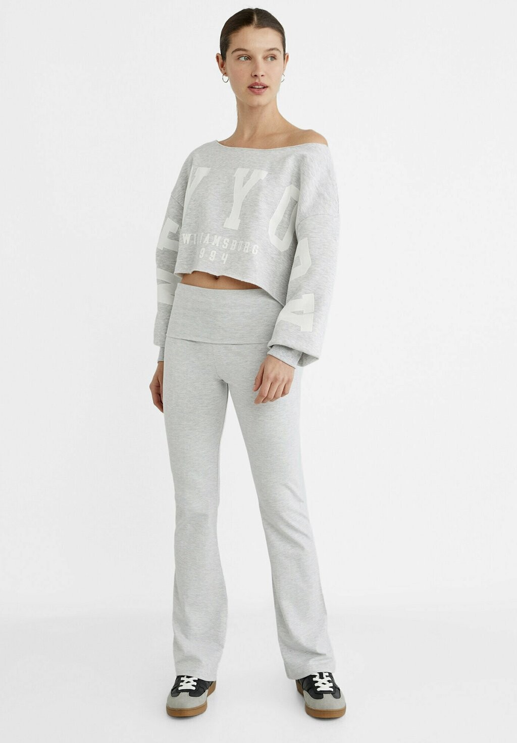 Брюки Leggings Stradivarius, серый
Брюки Leggings Stradivarius, серый