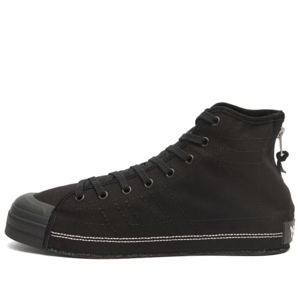 Y-3 X nbhd nizza hi кроссовки, черный/черный/белый
Y-3 X nbhd nizza hi кроссовки, черный/черный/белый