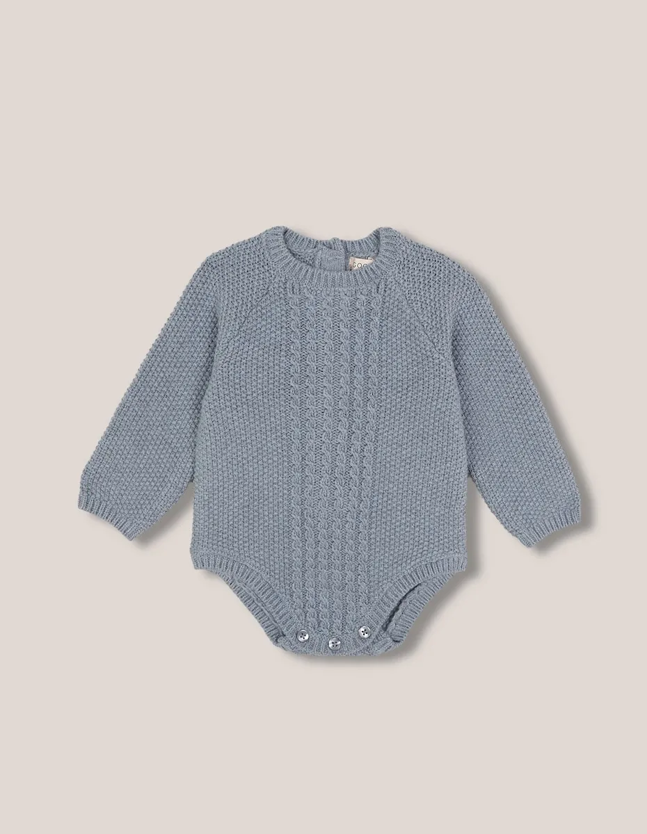 Вязаный детский комбинезон с узором «рис» Gocco, синий
Вязаный детский комбинезон с узором «рис» Gocco, синий