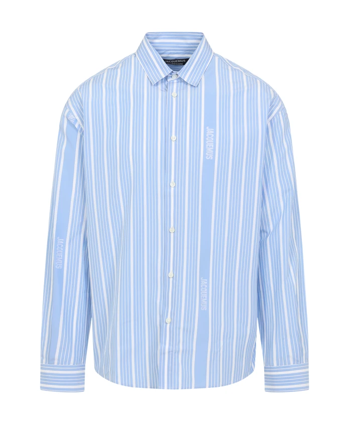 Синяя рубашка, стильная, удобная, для повседневной прогулки. Jacquemus, синий
Синяя рубашка, стильная, удобная, для повседневной прогулки. Jacquemus, синий