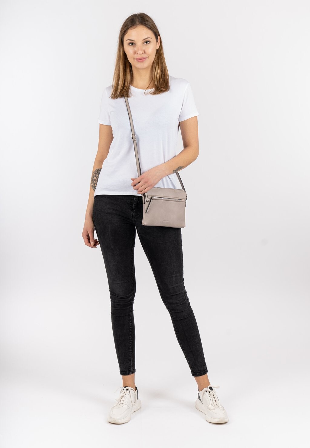 Сумка через плечо Emily & Noah
Сумка через плечо Emily & Noah