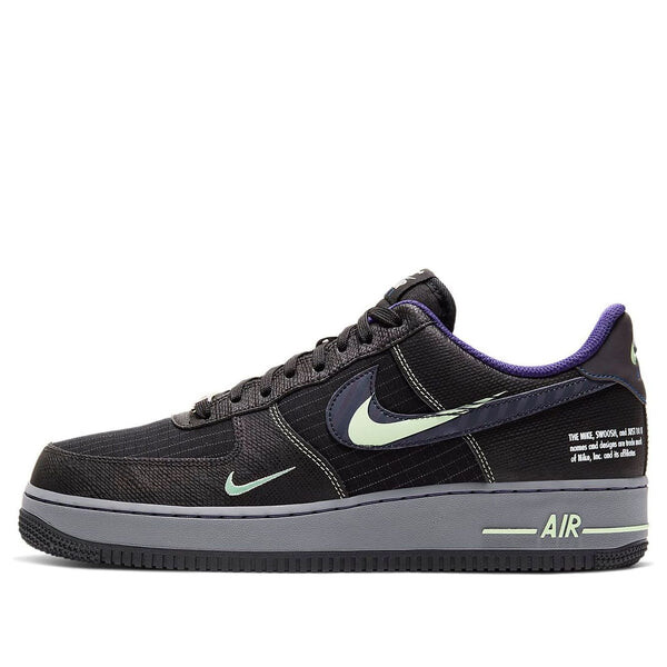 Кроссовки air force 1 '07 lv8 low 'future swoosh' Nike, черный
Кроссовки air force 1 '07 lv8 low 'future swoosh' Nike, черный
