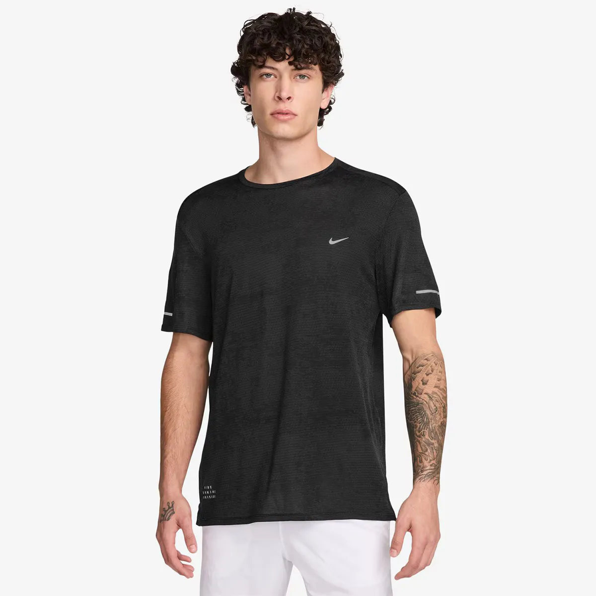 Мужская футболка Nike Running Division, чёрный
Мужская футболка Nike Running Division, чёрный