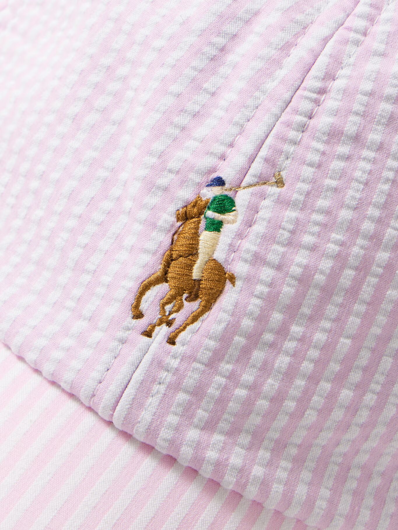 Бейсболка из хлопчатобумажной ткани сирсакер с вышитым логотипом в полоску POLO RALPH LAUREN, розовый
Бейсболка из хлопчатобумажной ткани сирсакер с вышитым логотипом в полоску POLO RALPH LAUREN, розовый