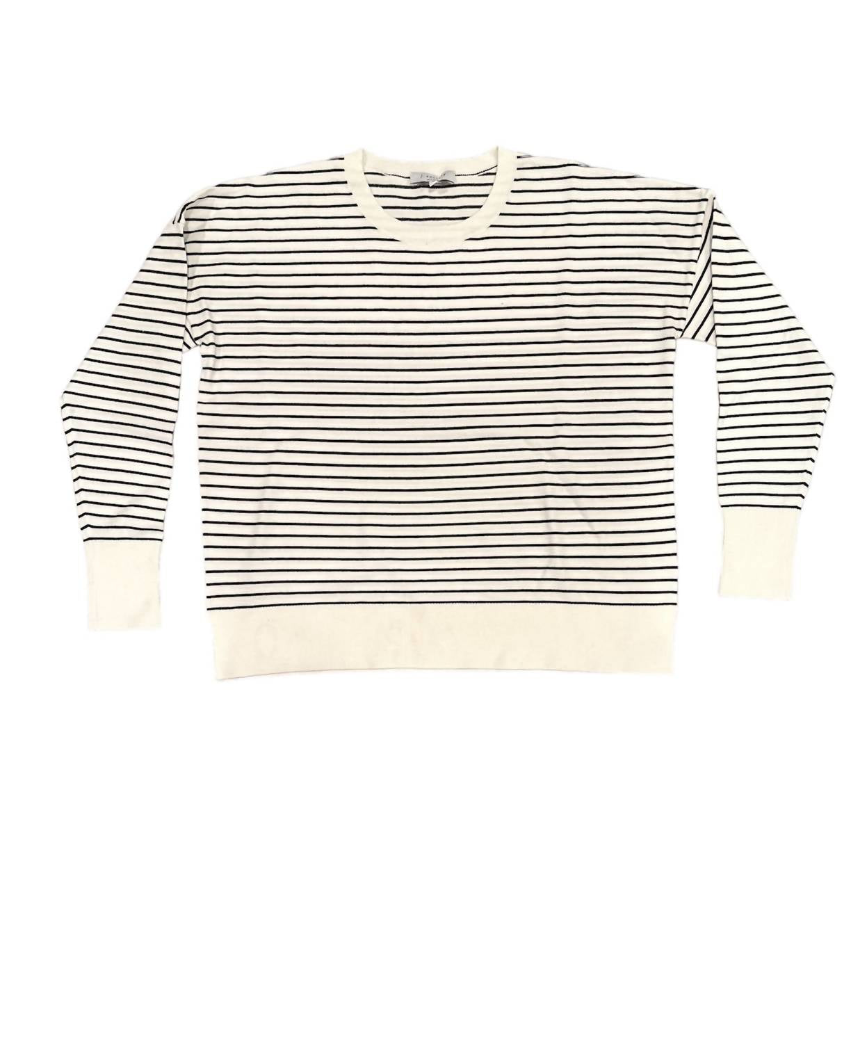 Женский свитер-кружевной джемпер в полоску черного/белого цвета J. Society
Женский свитер-кружевной джемпер в полоску черного/белого цвета J. Society