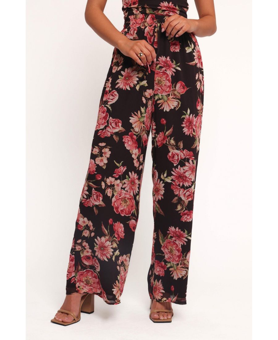 Женские брюки Estie - черные с цветочным принтом Petal and Pup, Black floral
Женские брюки Estie - черные с цветочным принтом Petal and Pup, Black floral