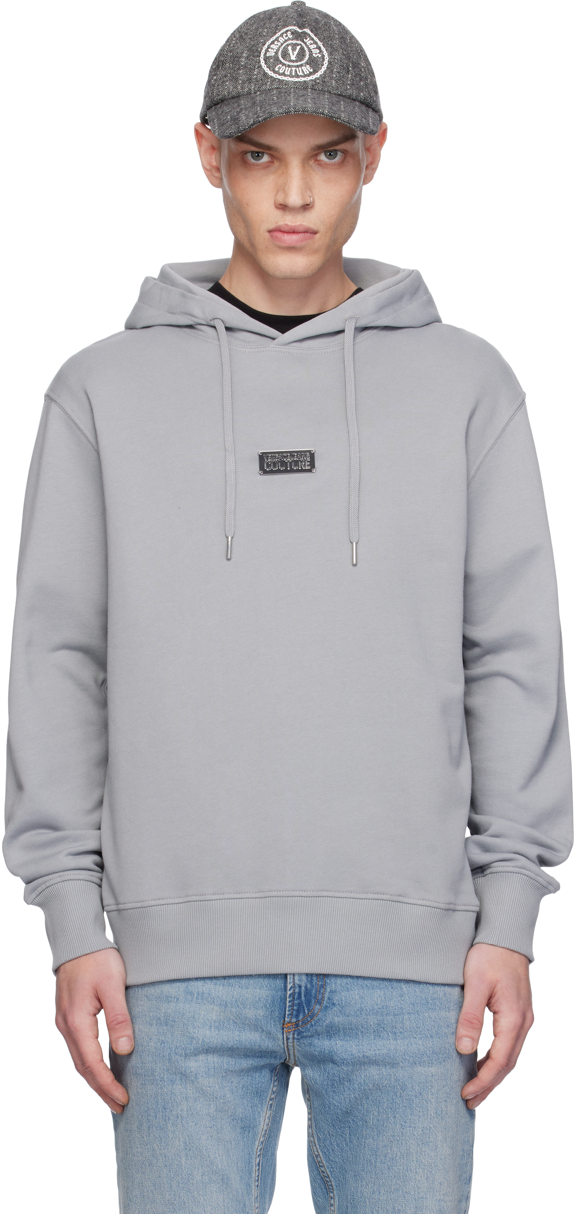 Толстовка с капюшоном серого цвета с логотипом Regular-Fit Versace Jeans Couture
Толстовка с капюшоном серого цвета с логотипом Regular-Fit Versace Jeans Couture