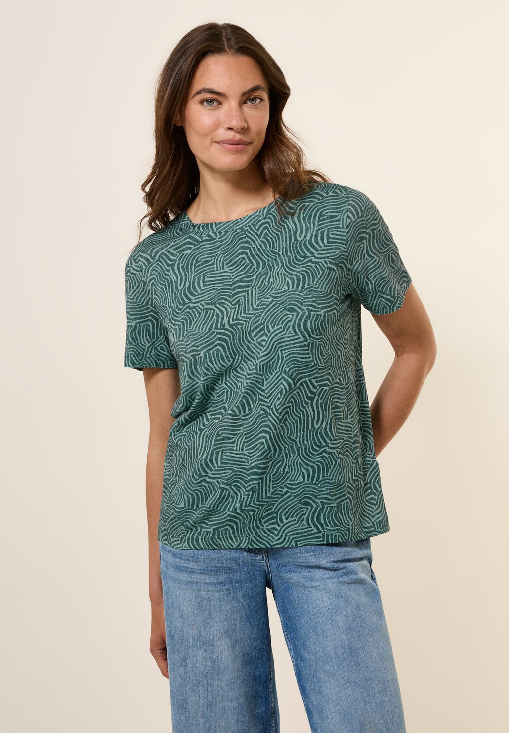 Футболка с принтом GEMUSTERTES Cecil, зеленый
Футболка с принтом GEMUSTERTES Cecil, зеленый