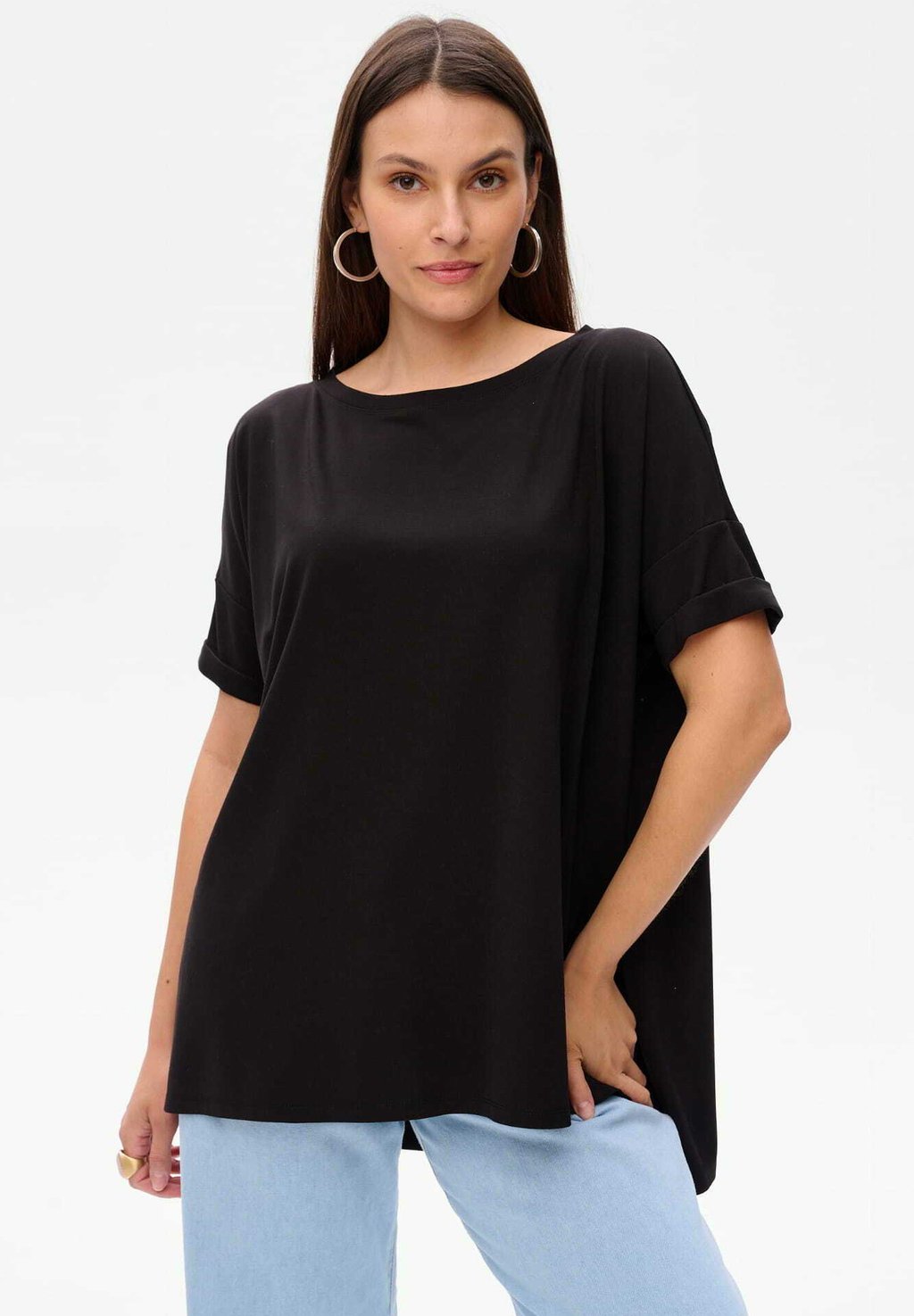 Базовая футболка RENZI blue shadow, черный 
Базовая футболка RENZI blue shadow, черный