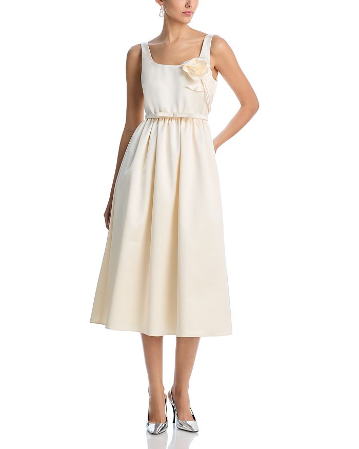 Сатиновое платье миди с цветочным принтом Self-Portrait, слоновая кость/кремовый
Сатиновое платье миди с цветочным принтом Self-Portrait, слоновая кость/кремовый