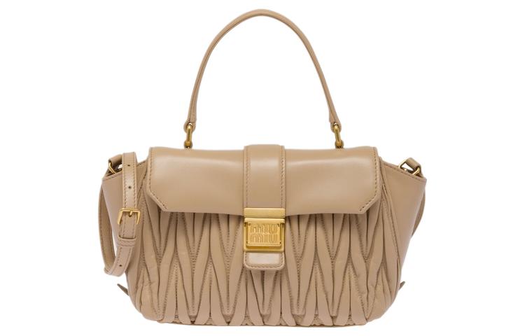 MIU MIU Матовый стеганый наппа кожаный плечевой мешок, кроссбоди, женская сумка sand beige yellow
MIU MIU Матовый стеганый наппа кожаный плечевой мешок, кроссбоди, женская сумка sand beige yellow