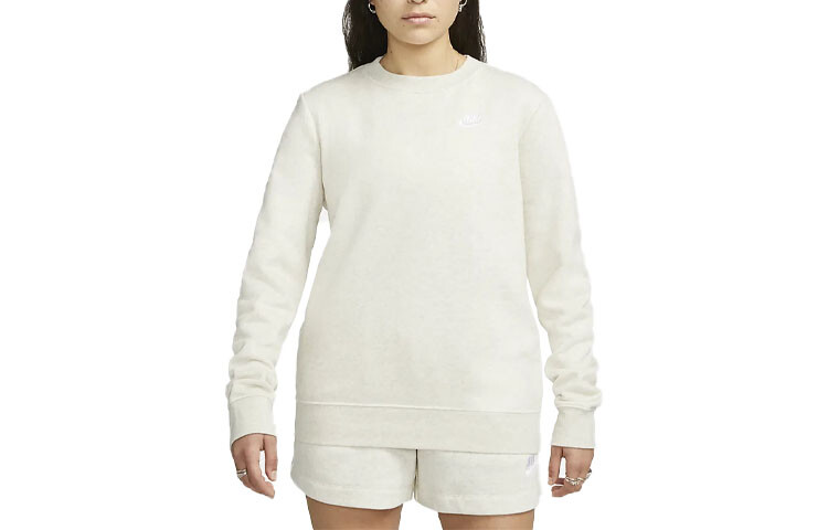 Толстовка женская белая Nike
Толстовка женская белая Nike